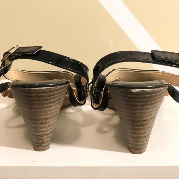 Browns Wedge Heels ( Size 7 ) - Picture 4 of 7